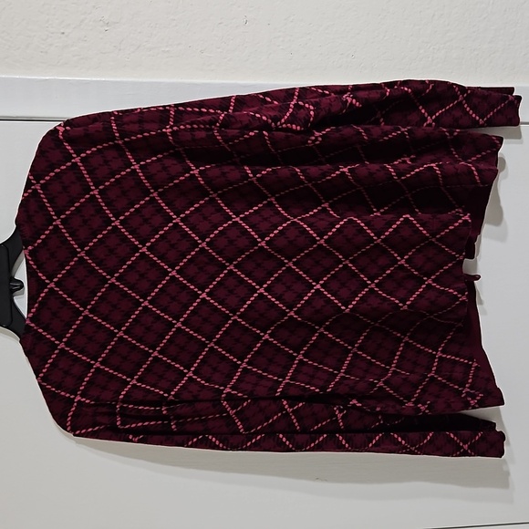 Burgundy & Pink Cardigan, Stylish Colorblock with Buttons, (Size XL) - Picture 4 of 4